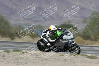 media/Oct-02-2025-Racers Edge (Thu) [[2c91cb6ab3]]/3-B Group/Session 5-Turn 3 Inside Pans (2pm)/